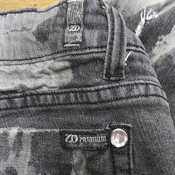 ZD Premium Jeans. Size 9. *o - Picture 9 of 9